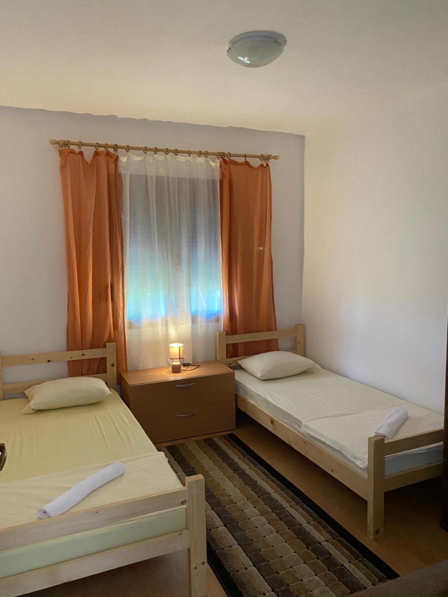 Apartman Popovic เวียร์ปาซาร์ ภายนอก รูปภาพ